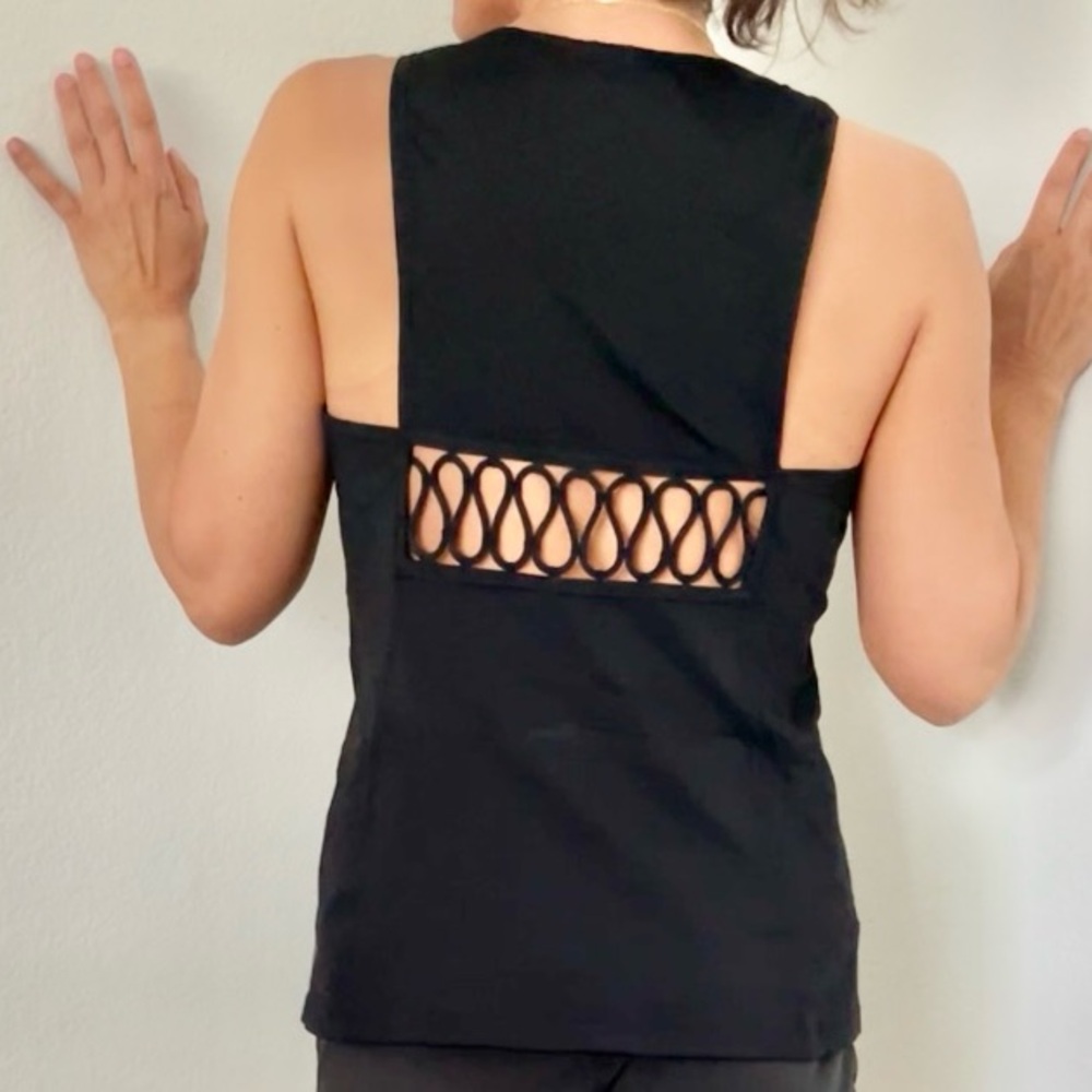 Lululemon - Picture 6 of 6